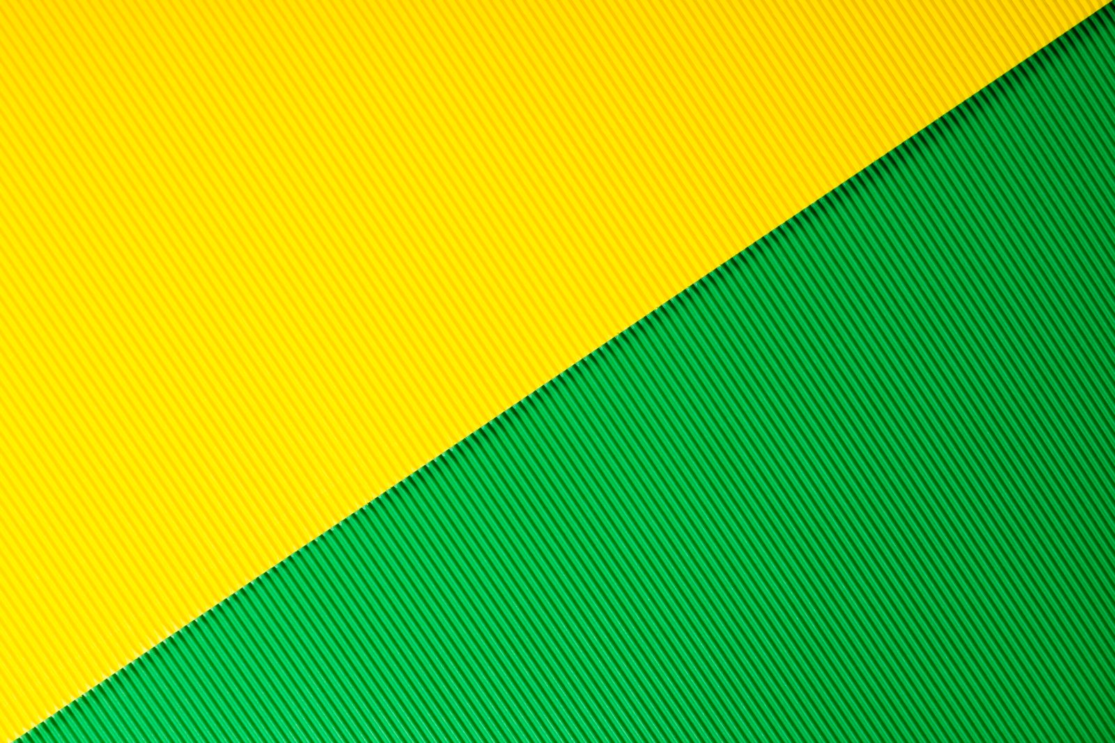 Understanding Brazilian Humor: Portuguese with Porta dos Fundos (Sunday) – December 21th, 3 PM EST